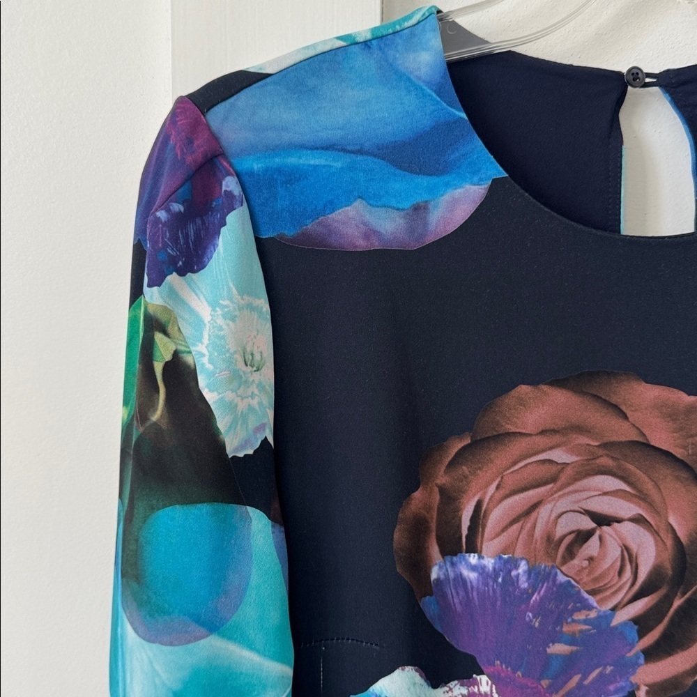 NWT Aritzia Babaton Maxwell Midi Dress in Blue Floral Size 4 - Picture 6 of 14